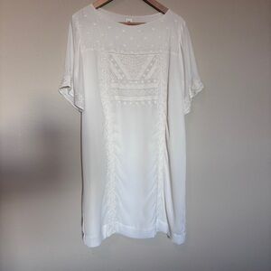 GAP Ivory Short Sleeve Dress